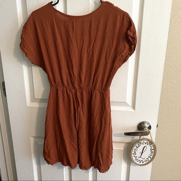Super b Short Sleeve Rust Orange Mini Dress Women's Size Small Rayon - Picture 8 of 8